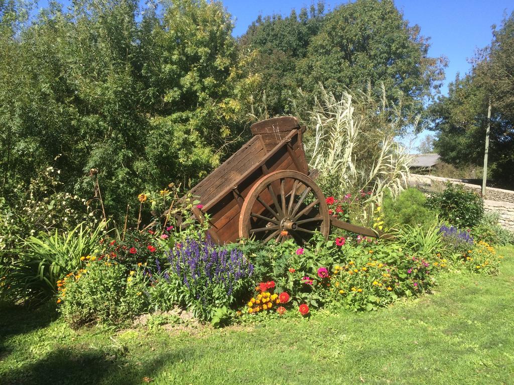 La Petite Maison Crezieres Екстериор снимка